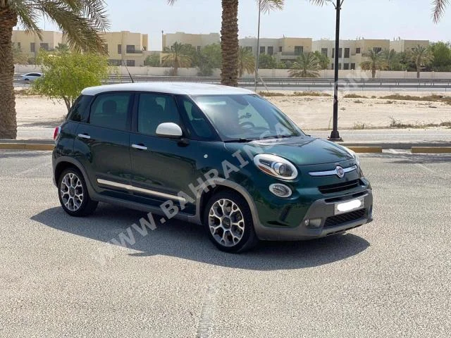 فيات  500  2011  سيدان  اتوماتك  4  59,150  دفع أمامي  أبيض  بنزين
