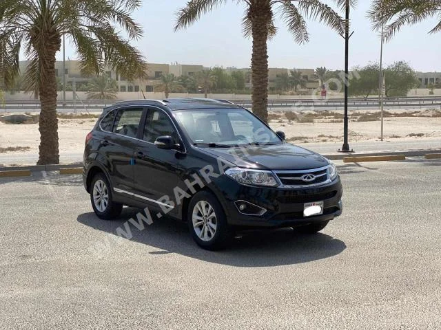 Chery  Tiggo  2016  SUV  Automatic  4  61,400  FWD  Black  Gasoline