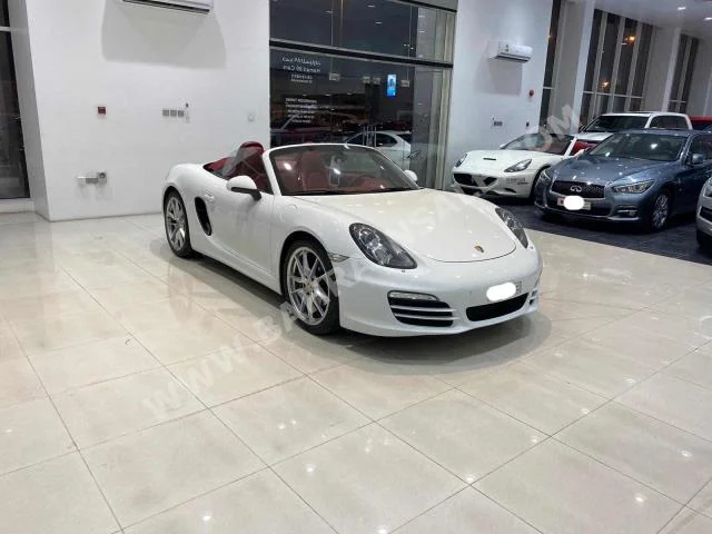 Porsche  Boxster  2013  Convertible  Automatic  6  126,750  RWD  White  Gasoline