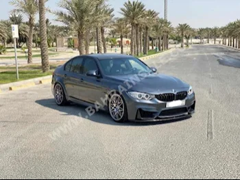 بي ام دبليو  الفئة - ام  3  2017  سيدان  اتوماتك  6  40,000  دفع أمامي  رمادي  بنزين