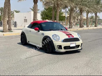 ميني  كوبر  جون كوبر  2014  هاتشباك  اتوماتك  4  118,700  دفع أمامي  أبيض  بنزين