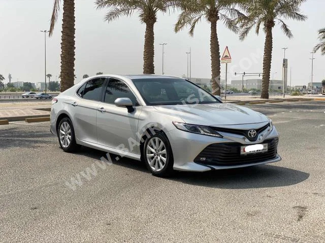 Toyota  Camry  GLE  2019  Sedan  Automatic  4  107,150  FWD  Silver  Gasoline