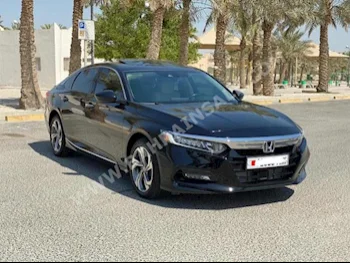 Honda  Accord  2020  Sedan  Automatic  4  32,450  FWD  Black  Gasoline