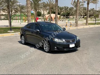 لكزس  اي اس  300  2011  سيدان  اتوماتك  6  99,800  دفع خلفي  رمادي  بنزين