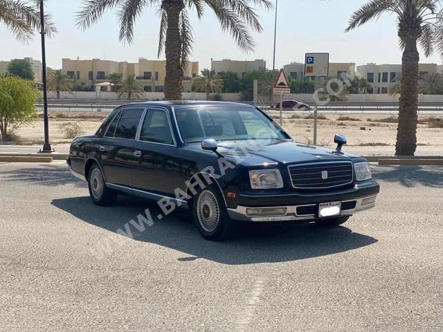 Toyota  CENTURY  1992  Sedan  Automatic  12  97,100  RWD  Black  Gasoline