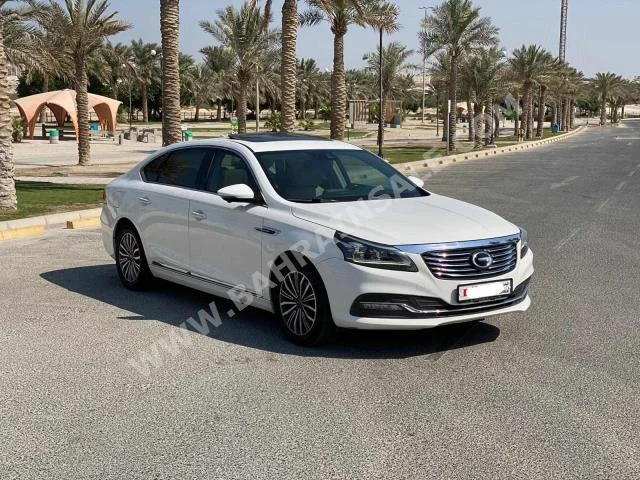 جاك  جي إس 5  سوبر  2018  سيدان  اتوماتك  4  32,000  دفع أمامي  أبيض  بنزين