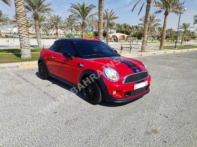 ميني  كوبر  اس  2012  هاتشباك  اتوماتك  4  161,500  دفع أمامي  أحمر  بنزين