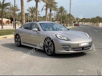 Porsche  Panamera  S  2010  Sedan  Automatic  8  118,900  RWD  Silver  Gasoline