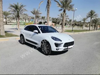 بورش  ماكان  2017  اس يو في  اتوماتك  4  106,900  دفع كلي مستمر  أبيض  بنزين