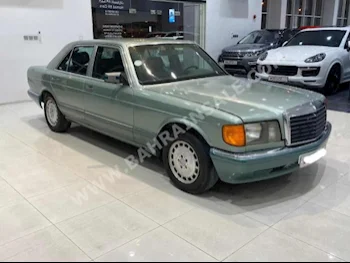 Mercedes-Benz  Comil  1989  Classic  Automatic  8  0  RWD  Green  Gasoline