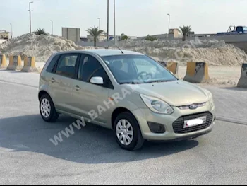 فورد  فيجو  2014  هاتشباك  اتوماتك  4  79,850  دفع أمامي  أخضر  بنزين