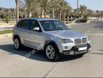 بي ام دبليو  الفئة - اكس  5  2009  اس يو في  اتوماتك  8  159,100  دفع خلفي  فضي  بنزين