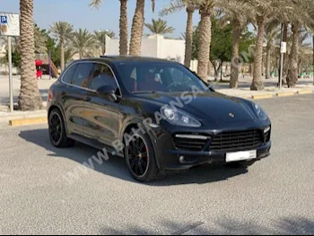 بورش  كيان  جي تي اس  2014  اس يو في  اتوماتك  8  150,200  دفع كلي مستمر  أسود  بنزين