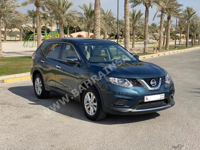Nissan X-Trail 2016 SUV Automatic 4 67,700 FWD Blue Gasoline