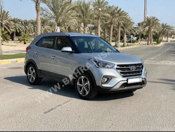 هيونداي  كريتا  2019  اس يو في  اتوماتك  4  29,000  دفع أمامي  فضي  بنزين