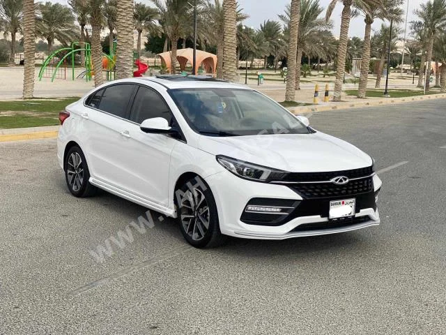 شيري  شيري  2022  سيدان  اتوماتك  4  21,100  دفع أمامي  أبيض  بنزين